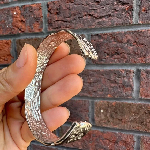 Baroque Malachite Stainless Steel Waterproof Eye Cuff Bracelet - Picture 15 of 17